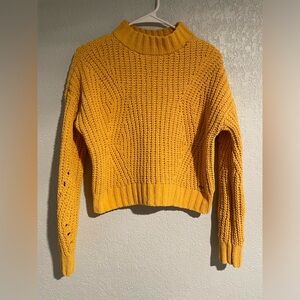 Hollister Crop Sweater Size XS
